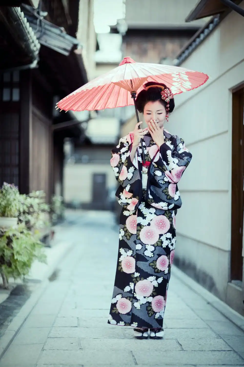 Kimono Girl